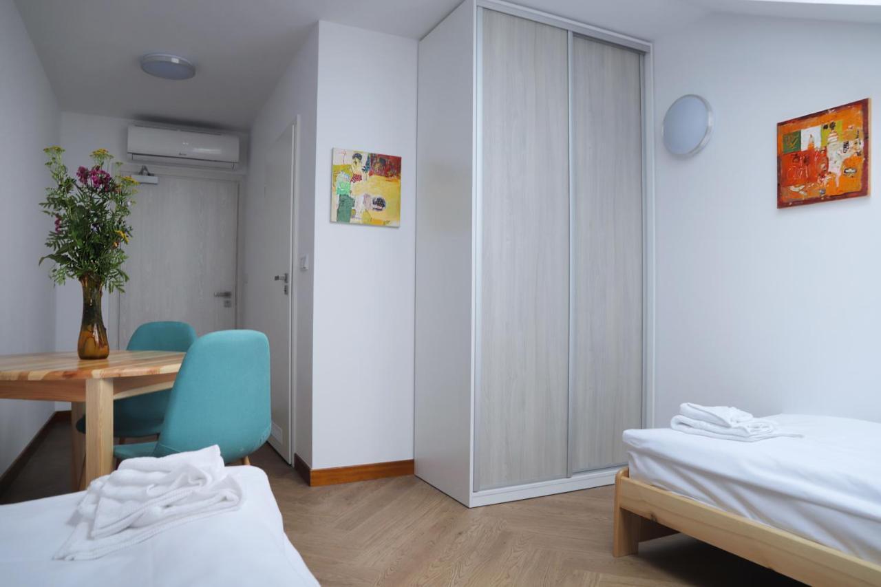 Artrooms Pokoje Goscinne Krosno Exteriör bild